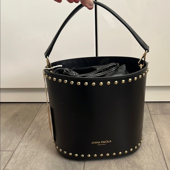 Anna Paola NWT Black Leather Studded Bucket Bag 2 Straps Made In Italy - Picture 1 of 16